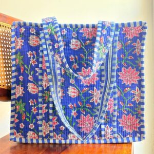 Floral Harmony Tote bag with Zip closure