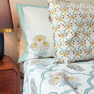 Gulzar Grace Brown King Size Bedsheet