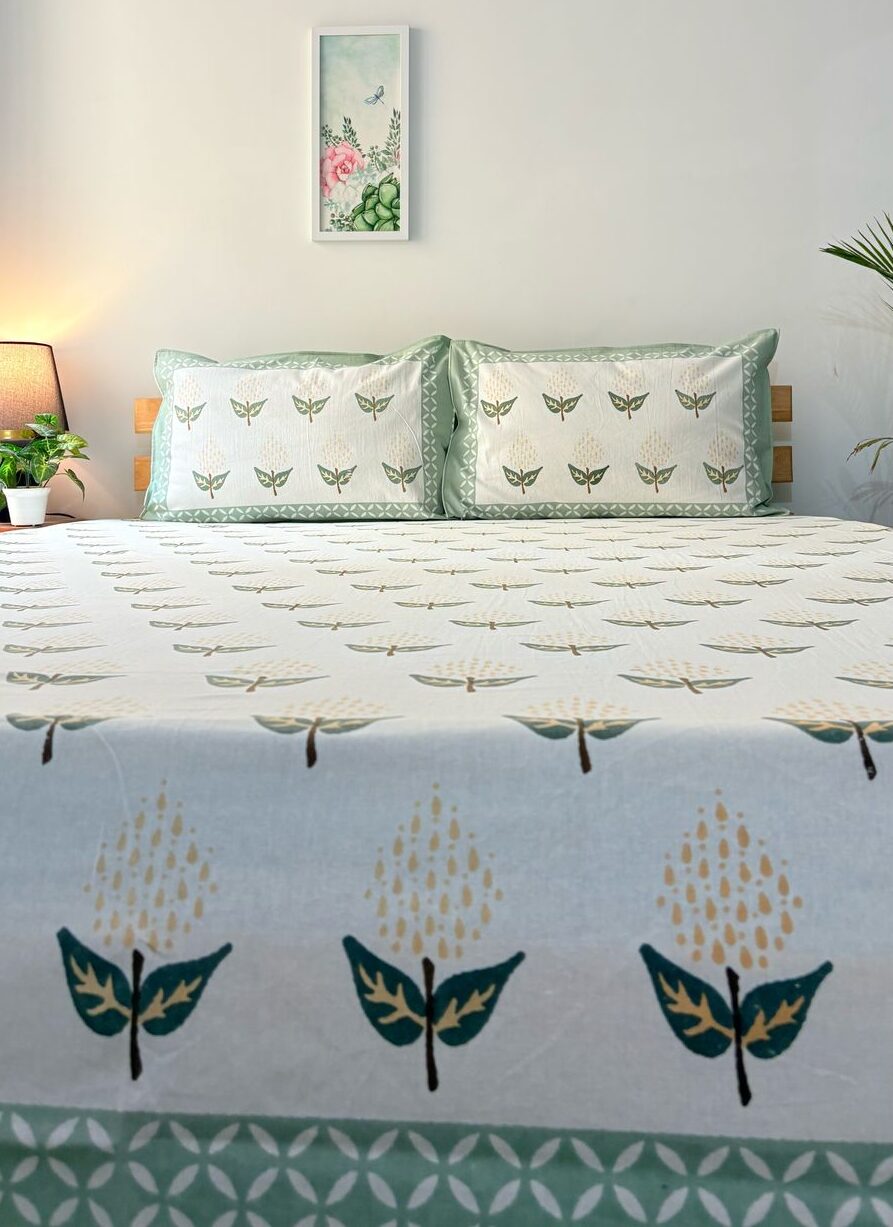 Meadow Flutter Green King Size Bedsheet - Image 2