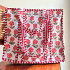 Ruby Garden Tote bag with Zip closure